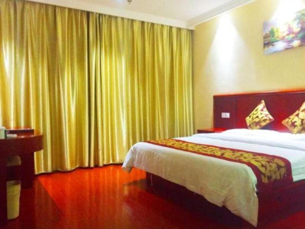 Greentree Inn Jiangsu Nantong Qidong Bus Station Express Hotel Hexingzhen Екстер'єр фото