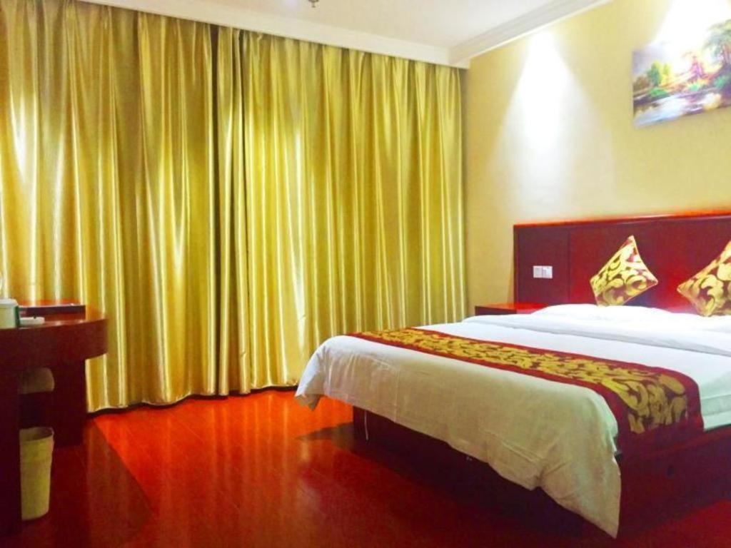 Greentree Inn Jiangsu Nantong Qidong Bus Station Express Hotel Hexingzhen Екстер'єр фото